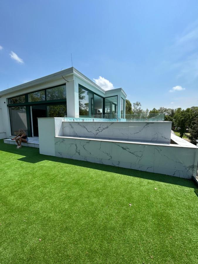 Villa Bauhaus Dream Deluxe T Siofok Dış mekan fotoğraf